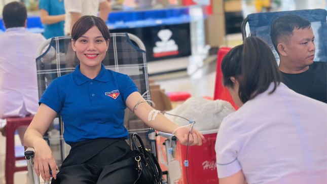 Giọt hồng yêu thương xứ Nghệ ảnh 6