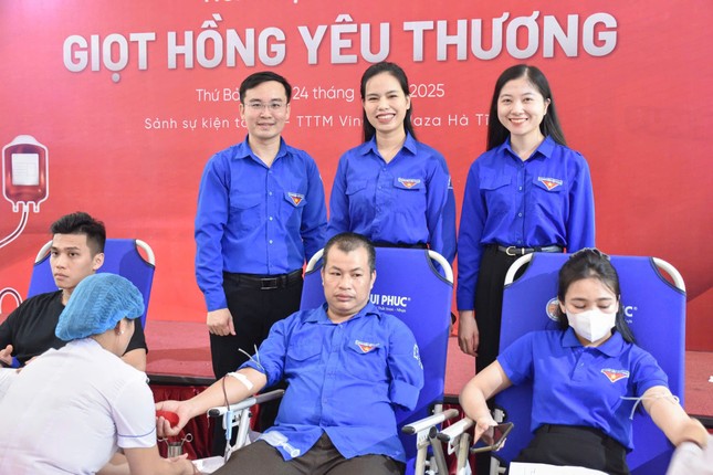 Giọt hồng yêu thương xứ Nghệ ảnh 5
