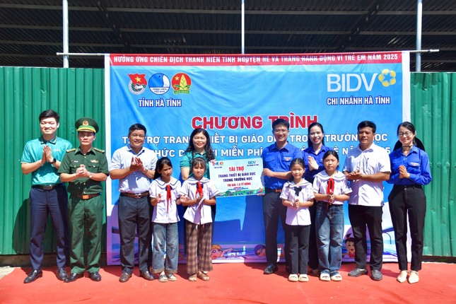 Nhiều hoạt động ý nghĩa hưởng ứng chiến dịch thanh niên tình nguyện Hè ảnh 9