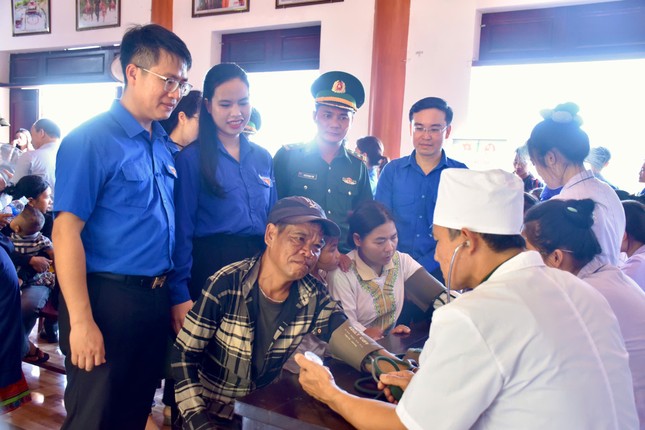 Nhiều hoạt động ý nghĩa hưởng ứng chiến dịch thanh niên tình nguyện Hè ảnh 3