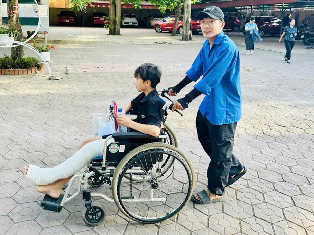 Hàng ngàn tình nguyện viên Đà Nẵng, Hà Tĩnh tiếp sức hỗ trợ thí sinh ảnh 12