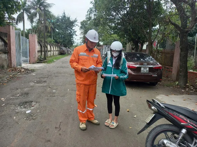 Điện lực Hà Tĩnh đảm bảo điện an toàn, liên tục phục vụ thi tốt nghiệp THPT năm 2025 ảnh 4