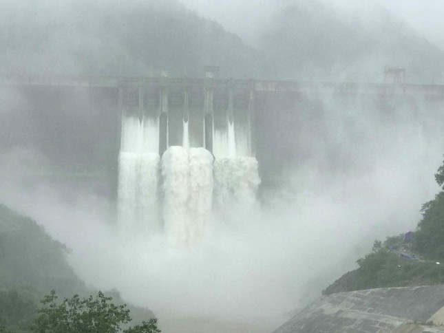 Nghệ An khẩn trương phòng chống siêu bão Mangkhut ảnh 2
