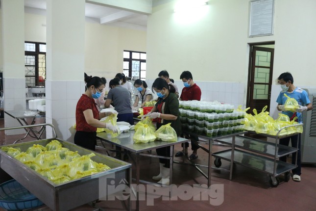 'Mục sở thị' 2 khu cách ly tập trung tại tỉnh Nghệ An ảnh 7