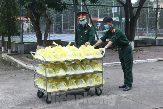 'Mục sở thị' 2 khu cách ly tập trung tại tỉnh Nghệ An ảnh 8