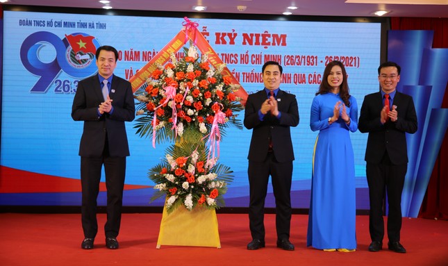 Hà Tĩnh: Tuyên dương 18 công trình thanh niên và cán bộ Đoàn tiêu biểu ảnh 3