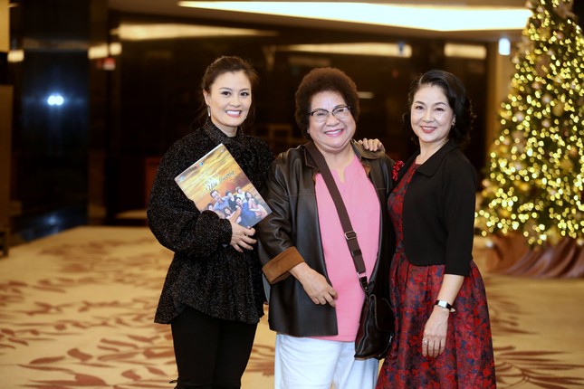 NSƯT Minh Vượng: Thiệt thòi vì phải ăn mặc xấu xí, ‘tơi tả’ ảnh 2