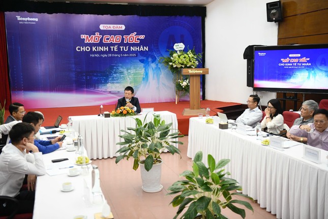 Tất cả đã sẵn sàng, quyết tâm 'mở cao tốc' cho kinh tế tư nhân ảnh 3