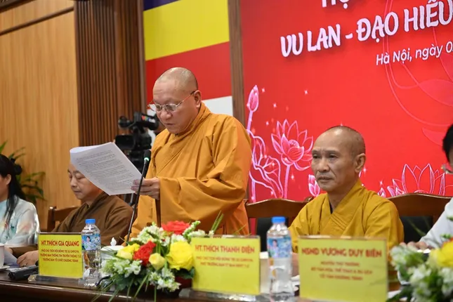 Hòa thượng Thích Gia Quang: ‘Vu lan ý nghĩa không nằm ở số bông hồng cài áo’ ảnh 1
