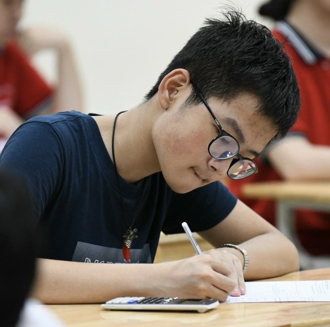 Giáo viên lưu ý dạng đề Toán liên hệ thực tiễn và những lỗi học sinh thi lớp 10 THPT thường mắc phải ảnh 1