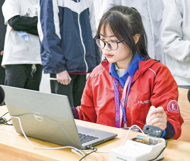 Học sinh Nghệ An là thủ khoa đợt 3 thi Đánh giá tư duy Đại học Bách Khoa Hà Nội ảnh 1