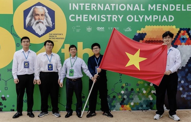 Học sinh Việt Nam đoạt 4 huy chương Vàng, Bạc tại Olympic Hóa học quốc tế Mendeleev năm 2025 ảnh 1