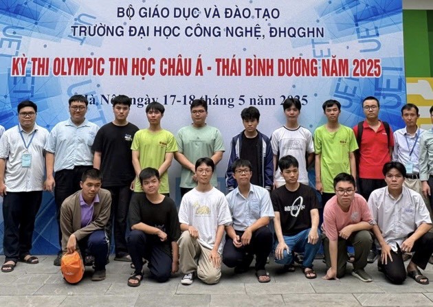 Học sinh Việt Nam giành 6 huy chương Olympic Tin học Châu Á Thái Bình Dương ảnh 1