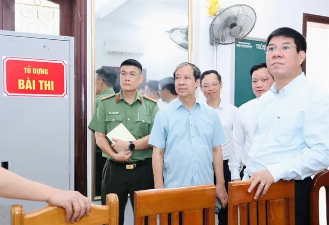 Bộ trưởng Nguyễn Kim Sơn: Vi phạm trong kỳ thi tốt nghiệp phải xử lý nghiêm, không du di ảnh 1