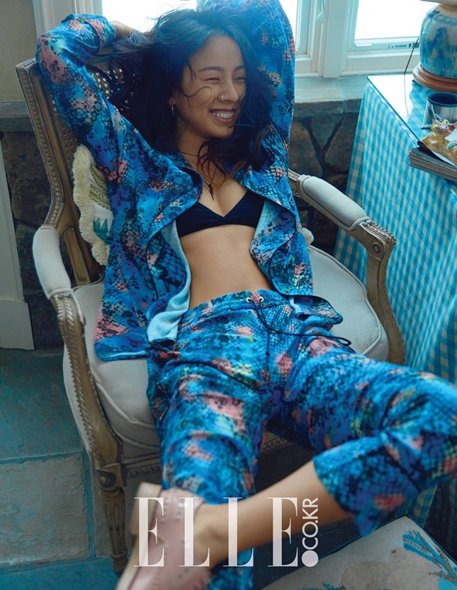 Lee Hyori: Vẹn nguyên vẻ đẹp gợi cảm, cá tính và nổi loạn ảnh 1