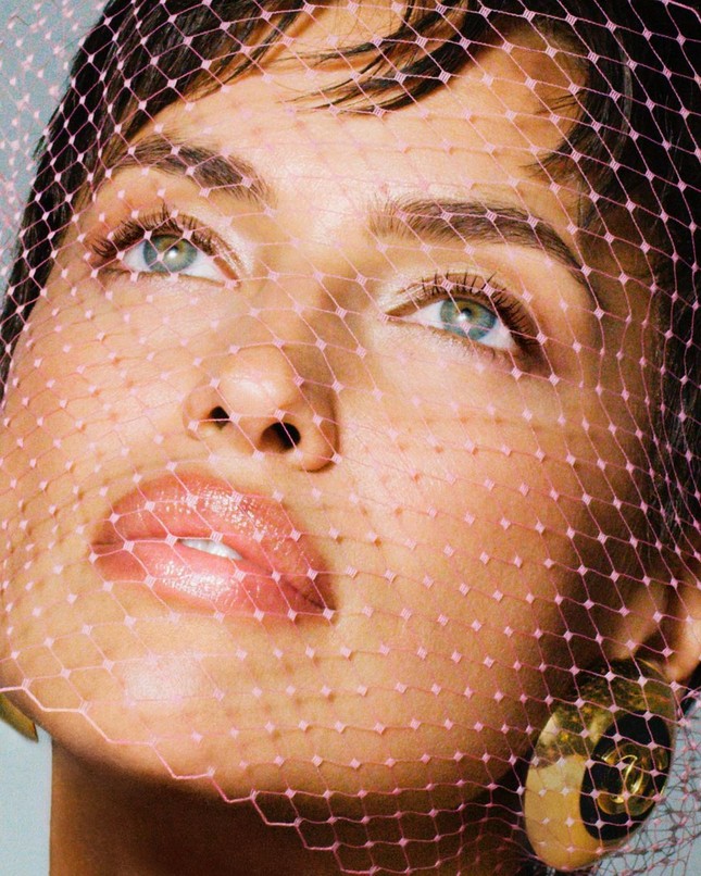 Mỹ nhân Nga Irina Shayk thân thiện với tình cũ sau 2 năm chia tay ảnh 7