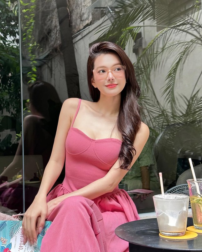 Nàng thơ nhảy cùng Soobin được dân mạng khen ‘khí chất công chúa’ là ai? ảnh 9