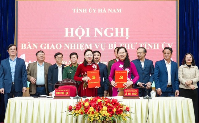 Bà Lê Thị Thủy thôi giữ chức Bí thư Tỉnh ủy Hà Nam ảnh 1