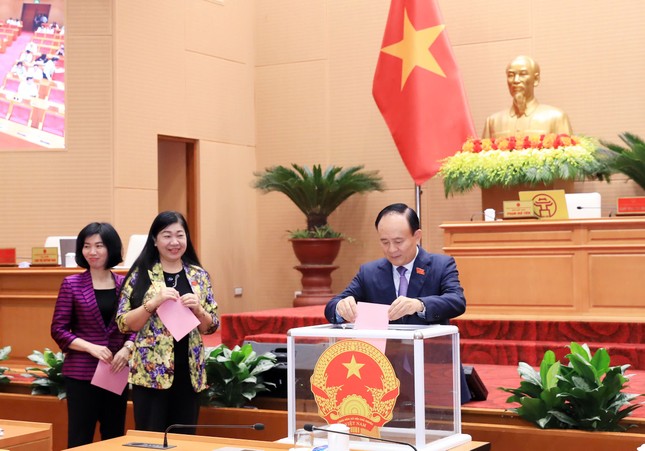 Giám đốc Công an Hà Nội nhận thêm nhiệm vụ mới ảnh 1
