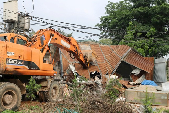Hà Nội: Đồng loạt xử lý vi phạm về đất đai, trật tự xây dựng trước ngày sáp nhập ảnh 2