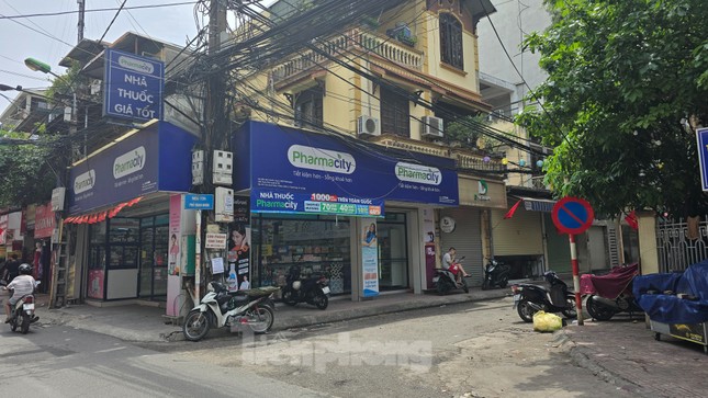 Hà Nội: Nhiều nhà thuốc &apos;vô tư&apos; bán thuốc kê đơn mà không cần đơn của bác sỹ ảnh 1