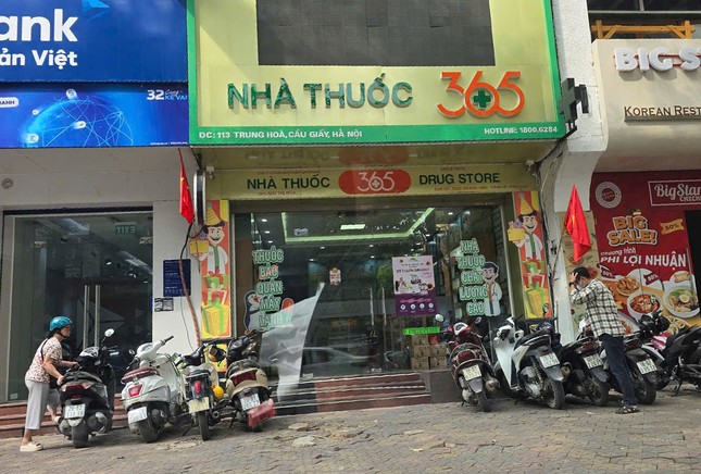 Sở Y tế Hà Nội vào cuộc kiểm tra các nhà thuốc sau phản ánh của Báo Tiền Phong ảnh 1