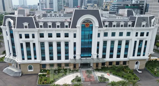 Hà Nội thông báo địa điểm làm việc của HĐND và Ủy ban MTTQ 126 xã, phường ảnh 1