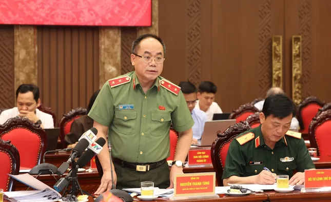 Giám đốc Công an Hà Nội thông tin về vụ tài liệu bị đốt cạnh trụ sở phường ảnh 1