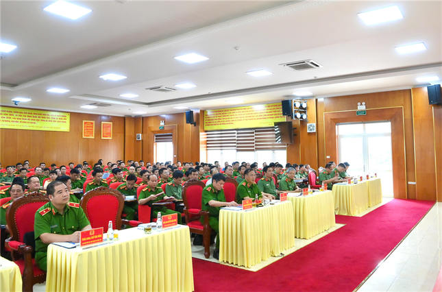 Sơ kết chuyên án triệt phá đường dây ma tuý có sử dụng vũ khí quân dụng ảnh 1
