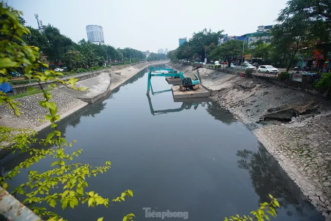 Hà Nội nêu giải pháp để sông Tô Lịch xanh ngát, trở thành không gian văn hóa du lịch ảnh 1