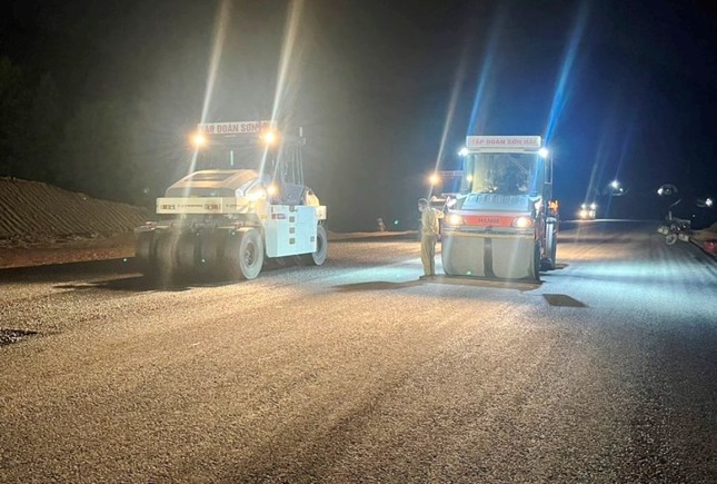 Cao tốc Vũng Áng - Bùng hơn 12.500 tỷ sẽ về đích sớm nửa năm ảnh 3