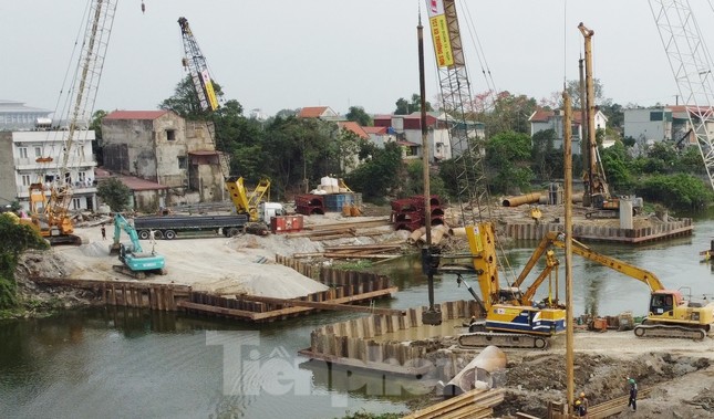 Cận cảnh cầu Vành đai 5 vùng Thủ đô vượt sông Nhuệ ảnh 3