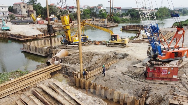 Cận cảnh cầu Vành đai 5 vùng Thủ đô vượt sông Nhuệ ảnh 5