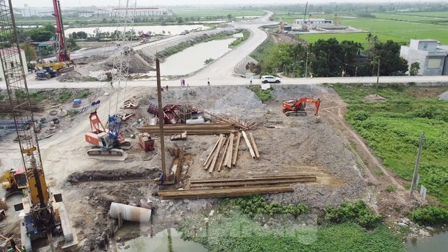 Cận cảnh cầu Vành đai 5 vùng Thủ đô vượt sông Nhuệ ảnh 7