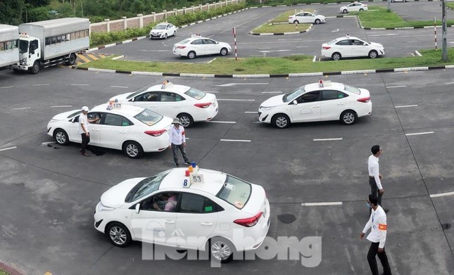 Sát hạch, cấp giấy phép lái xe sẽ hoạt động trở lại trong tháng 5 ảnh 1