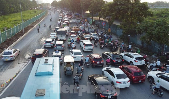 Hạ tốc độ đường Láng- Hoà Lạc xuống 60km/h để thi công nút giao với Vành đai 3,5 ảnh 1