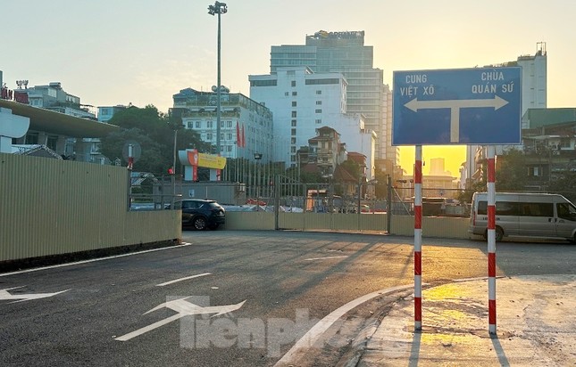 Hà Nội: Nhiều đoạn phố Trần Hưng Đạo tổ chức giao thông một chiều từ tối 12/5 ảnh 4