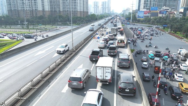 Hà Nội: Cho xe đi vào làn khẩn cấp để giảm ùn tắc đường Vành đai 3 trên cao ảnh 7