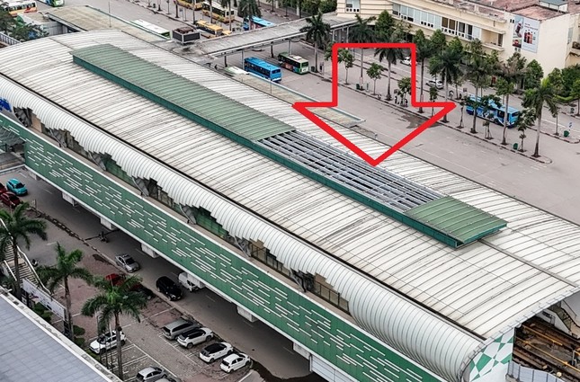 Ga tàu Yên Nghĩa mưa dột gần 8 tháng chưa được khắc phục: Thiếu hợp đồng công việc? ảnh 2