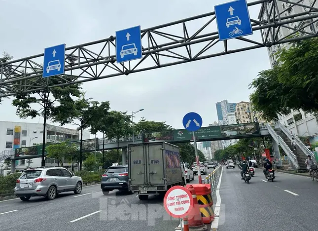 &apos;Không ai mang cọc và rào sắt ra chôn ở giữa đường để phân làn&apos; ảnh 3