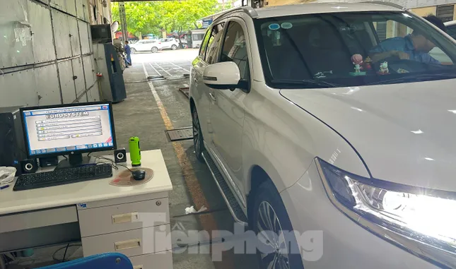 Nhiều xe ô tô trượt đăng kiểm, bị ‘quay đầu’ do dính phạt nguội ảnh 5
