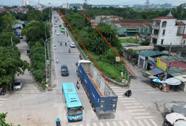 Loạt dự án giao thông Hà Nội bất động: Đường kẹt, máy móc ‘ngủ đông’, dân bức xúc ảnh 7