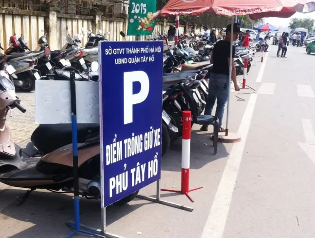 Bãi xe 'không tiền mặt' cũng sai phạm ảnh 1