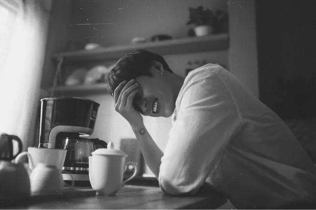 Nam thần Tuấn Trần trong “Sắc đẹp dối trá” dù chẳng đặt ra tiêu chuẩn gì vẫn “ế” dài ảnh 2