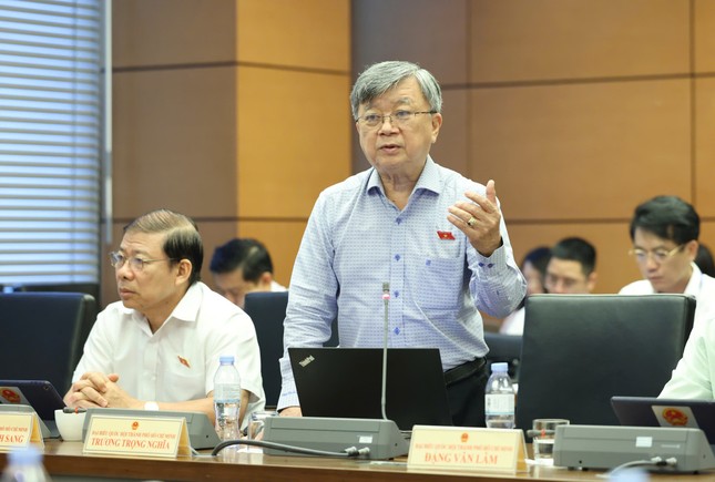Đề nghị bộ trưởng, chủ tịch tỉnh &apos;vi hành&apos; xem cán bộ ứng xử với dân và doanh nghiệp ảnh 1