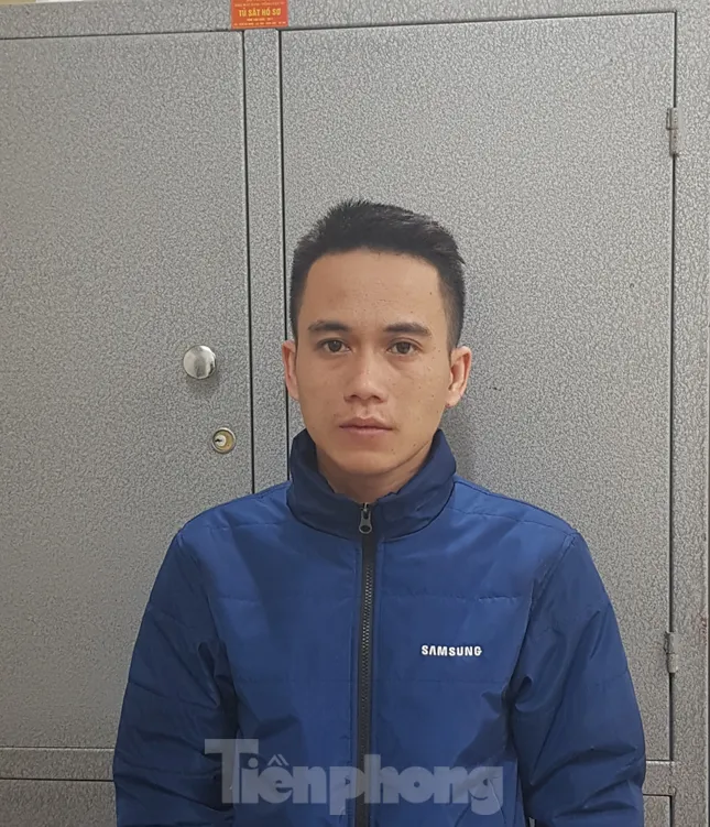 Triệt phá đường dây mua bán phần mềm nghe lén điện thoại di động ảnh 1