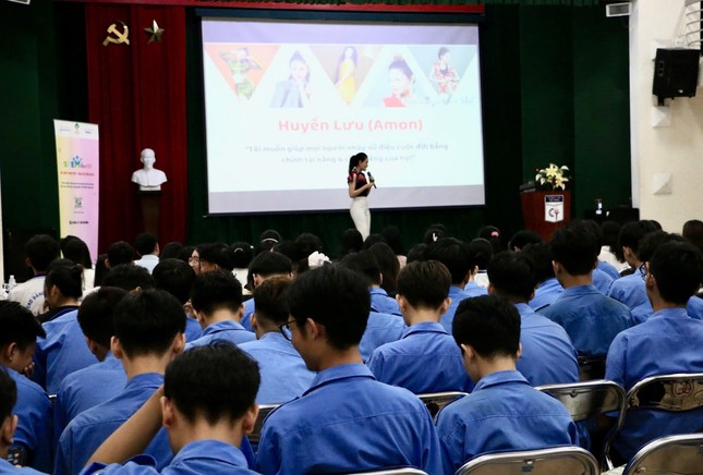 Khơi nguồn cảm hứng cho nữ sinh trong lĩnh vực STEM ảnh 3