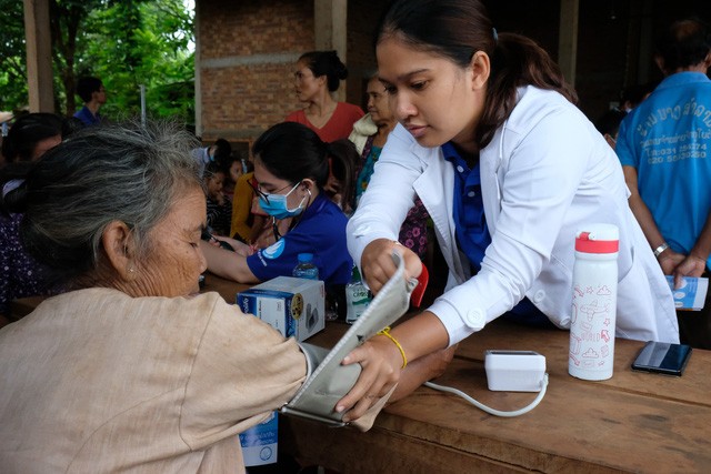 Cô sinh viên Y khoa tài năng ảnh 7