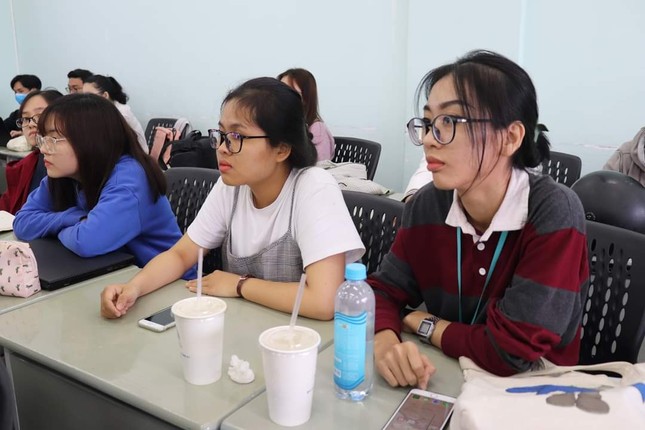 Giúp sinh viên tháo gỡ các vấn đề về áp lực tâm lý ảnh 1