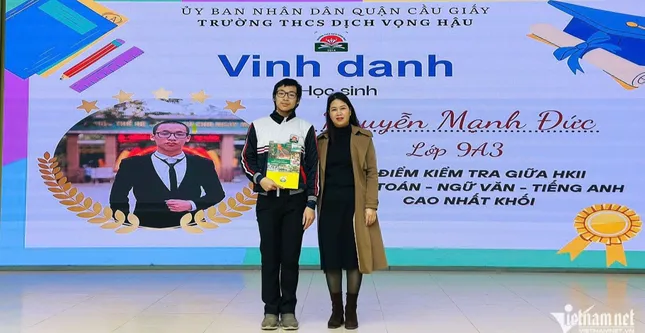 Nam sinh &apos;vất vả nhất kỳ thi lớp 10&apos;, đưa em gái đến điểm thi nhờ người trông hộ ảnh 3